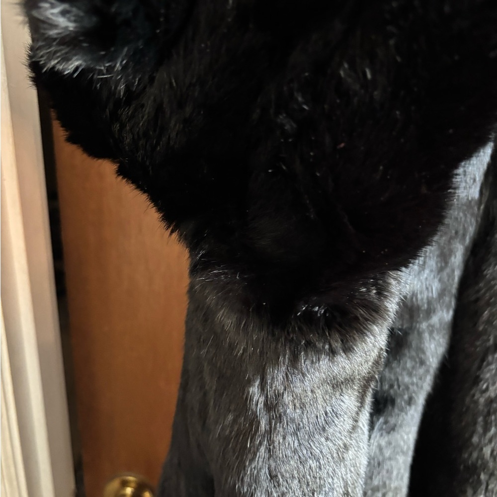 90s vintage Elegant Black Rabbit Fur Teddy Jacket - Picture 4 of 7